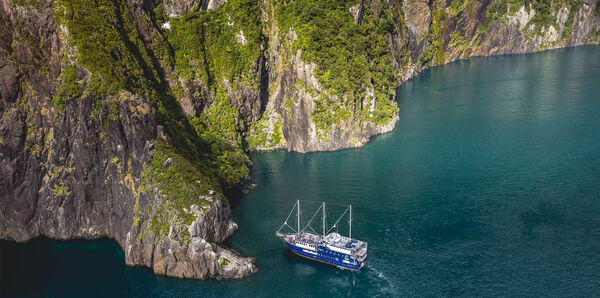 Milford Overnight Cruise 